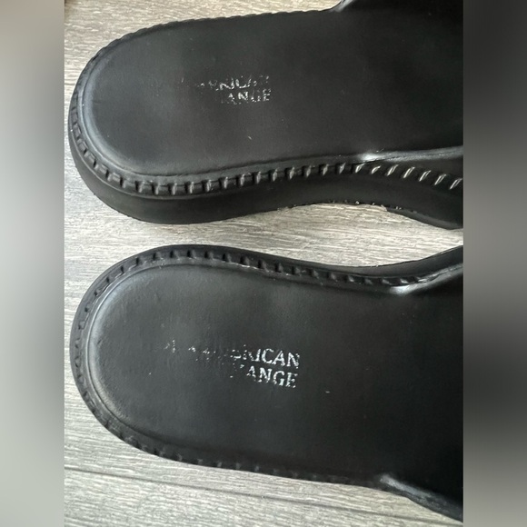 American exchange chunky platform slip on sandals in Black. Size 8. - Picture 5 of 7